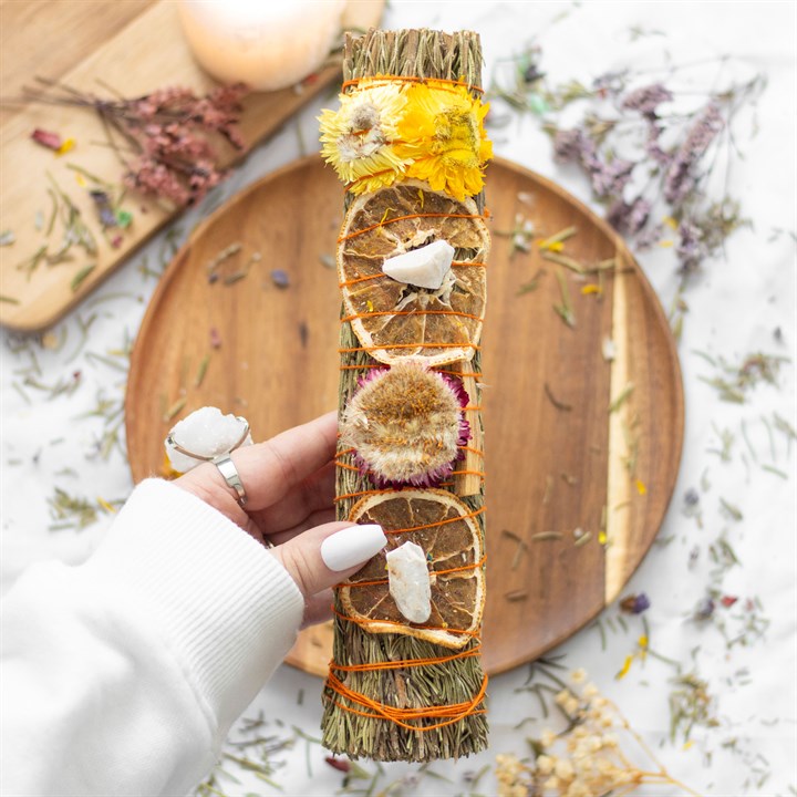 9in Ritual Wand Smudge Stick with Rosemary, Palo Santo and Quartz 9in Ritual Wand Smudge Stick with Rosemary, Palo Santo and Quartz - Image 5