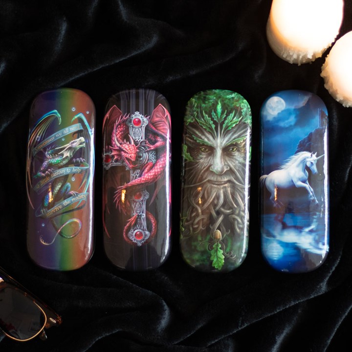 Gothic Guardian Glasses Case by Anne Stokes Gothic Guardian Glasses Case by Anne Stokes - Image 5