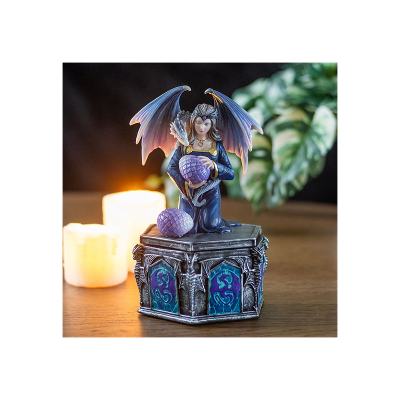 Dragon Friendship Spring Box by Anne Stokes Dragon Friendship Spring Box by Anne Stokes - Image 6