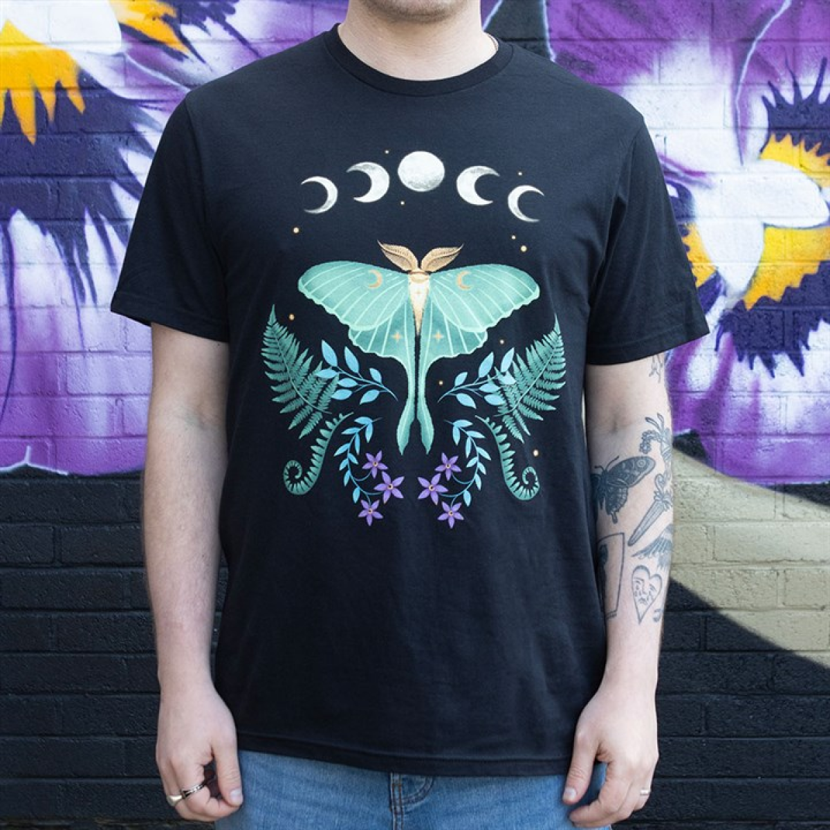 Luna Moth Unisex T-shirt Size M Luna Moth Unisex T-shirt Size M - Image 4