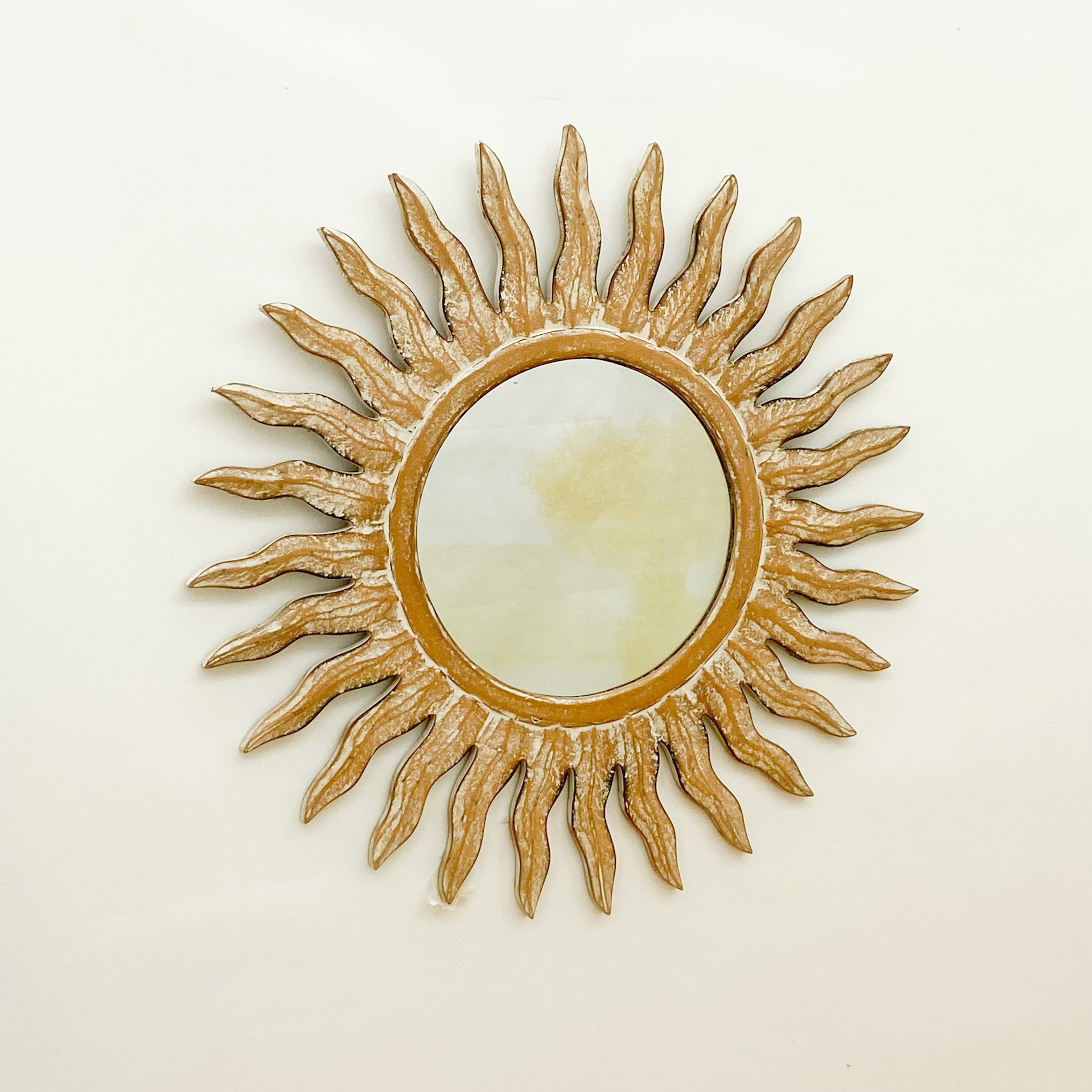 58 cm Hand-Carved Wooden Sun Mirror 58 cm Hand-Carved Wooden Sun Mirror