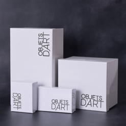 Alternative view of Red Glass Parrot Decorative Figurine