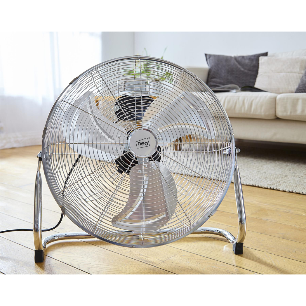 20 Inch High Velocity Chrome Floor Fan – Metal Freestanding Cooling Fan 20 Inch High Velocity Chrome Floor Fan – Metal Freestanding Cooling Fan - Image 3