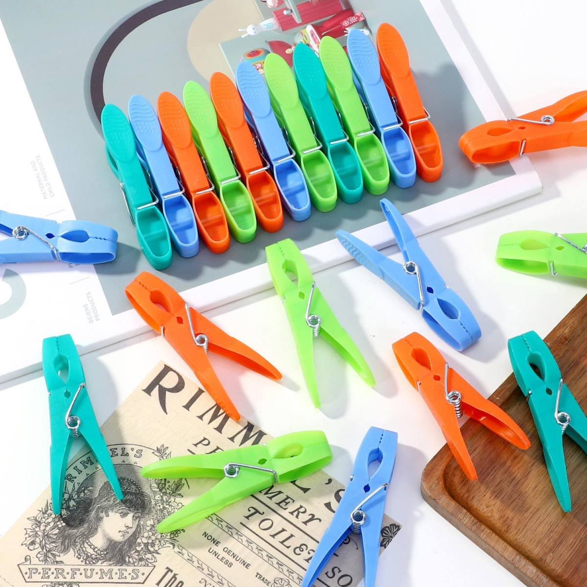 VINSANI 52PK PLASTIC PEGS 1010510 VINSANI 52PK PLASTIC PEGS 1010510 - Image 3