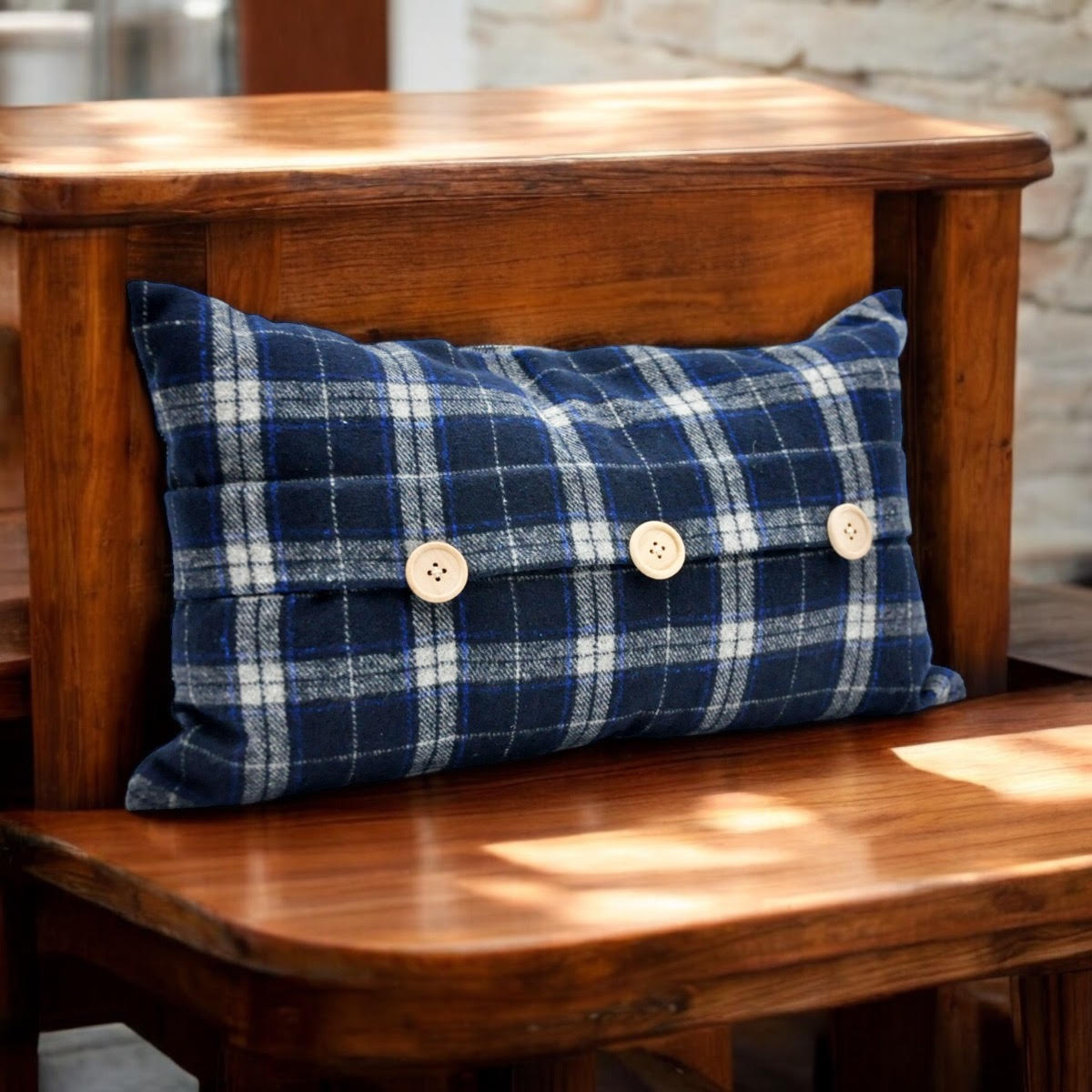 30 X 50CM BLUE VELVET CUSHION COVER ONLY 30 X 50CM BLUE VELVET CUSHION COVER ONLY - Image 3