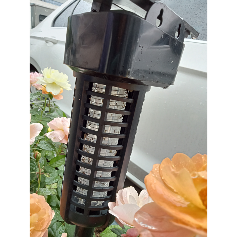 Outdoor Rechargeable Solar Insect Killer Lamp Outdoor Rechargeable Solar Insect Killer Lamp