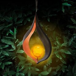 Flame-Effect Hanging Solar Light