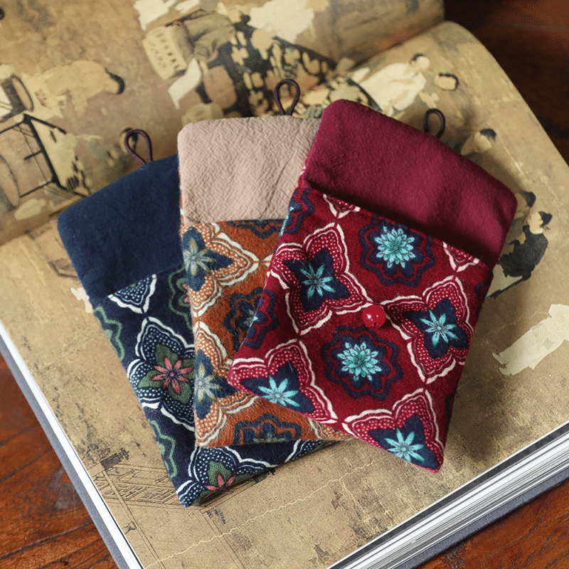 Small Vintage Bag Printed Cotton Bag Walnut Buddha Bead Storage Bag jewellery Flip Buckle Small Things Organizer Small Vintage Bag Printed Cotton Bag Walnut Buddha Bead Storage Bag jewellery Flip Buckle Small Things Organizer - Image 2
