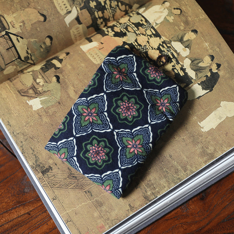 Small Vintage Bag Printed Cotton Bag Walnut Buddha Bead Storage Bag jewellery Flip Buckle Small Things Organizer Small Vintage Bag Printed Cotton Bag Walnut Buddha Bead Storage Bag jewellery Flip Buckle Small Things Organizer - Image 4