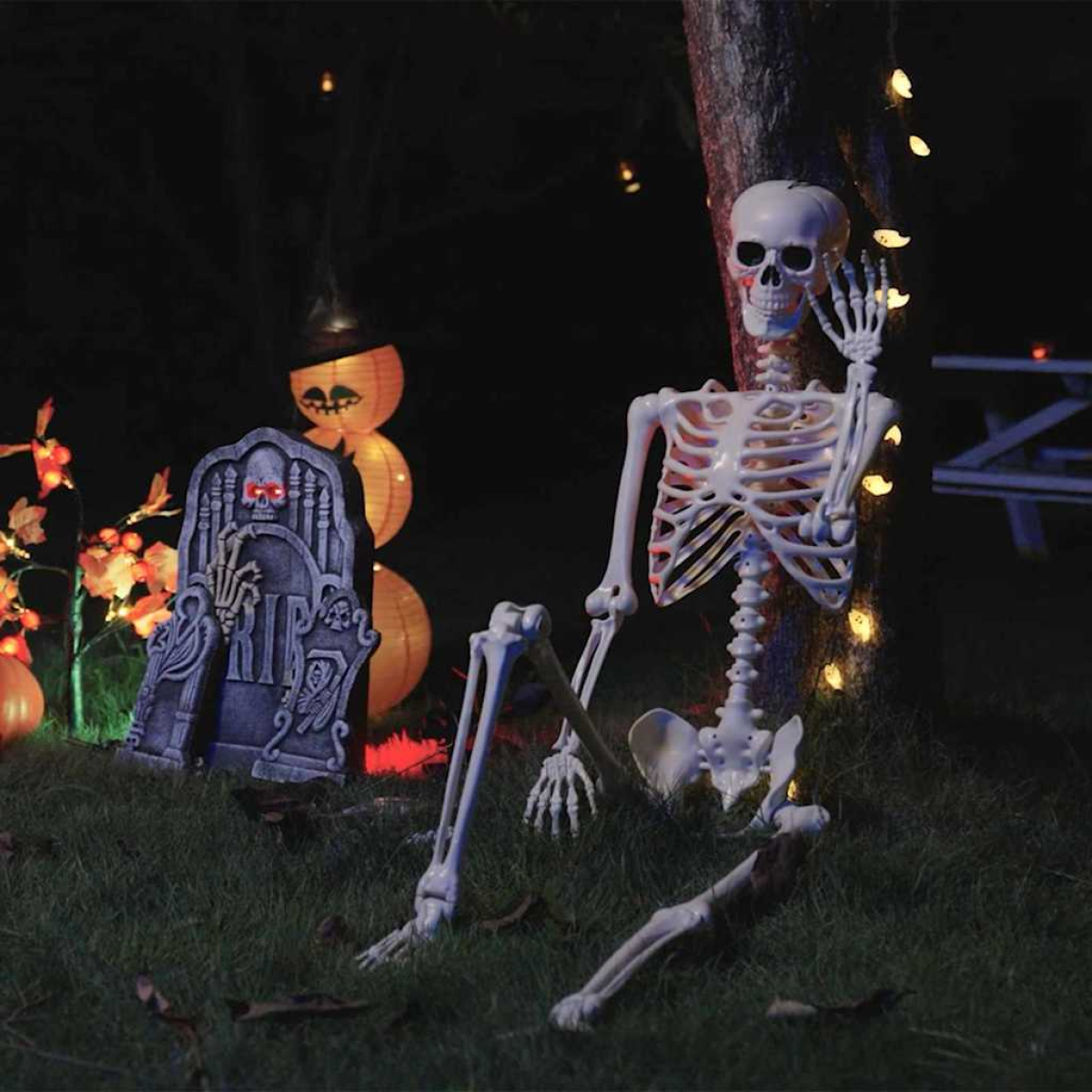 vidaXL Halloween Skeleton 2 pcs White 85 cm Polypropylene vidaXL Halloween Skeleton 2 pcs White 85 cm Polypropylene